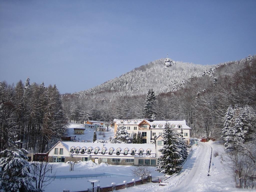 Horsky Hotel Remata Raztocno Exterior photo